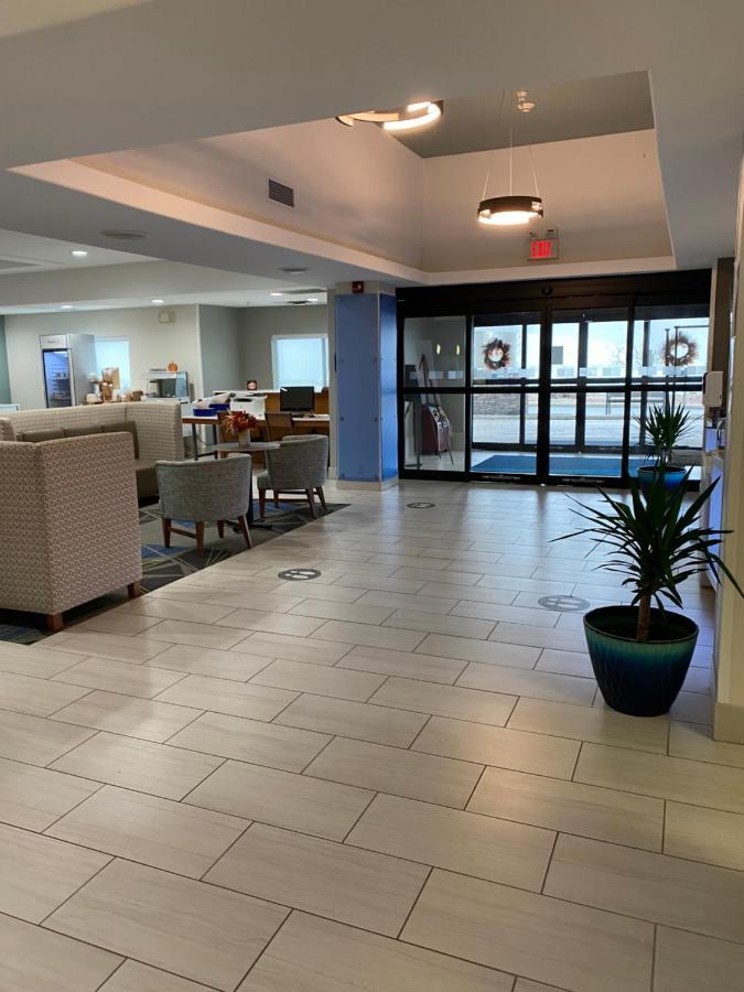 Holiday Inn Express Hotel & Suites Weston By Ihg Eksteriør billede