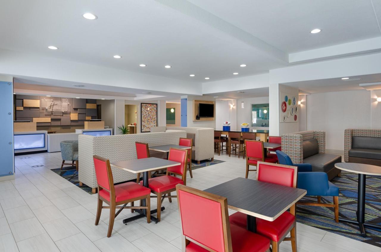 Holiday Inn Express Hotel & Suites Weston By Ihg Eksteriør billede