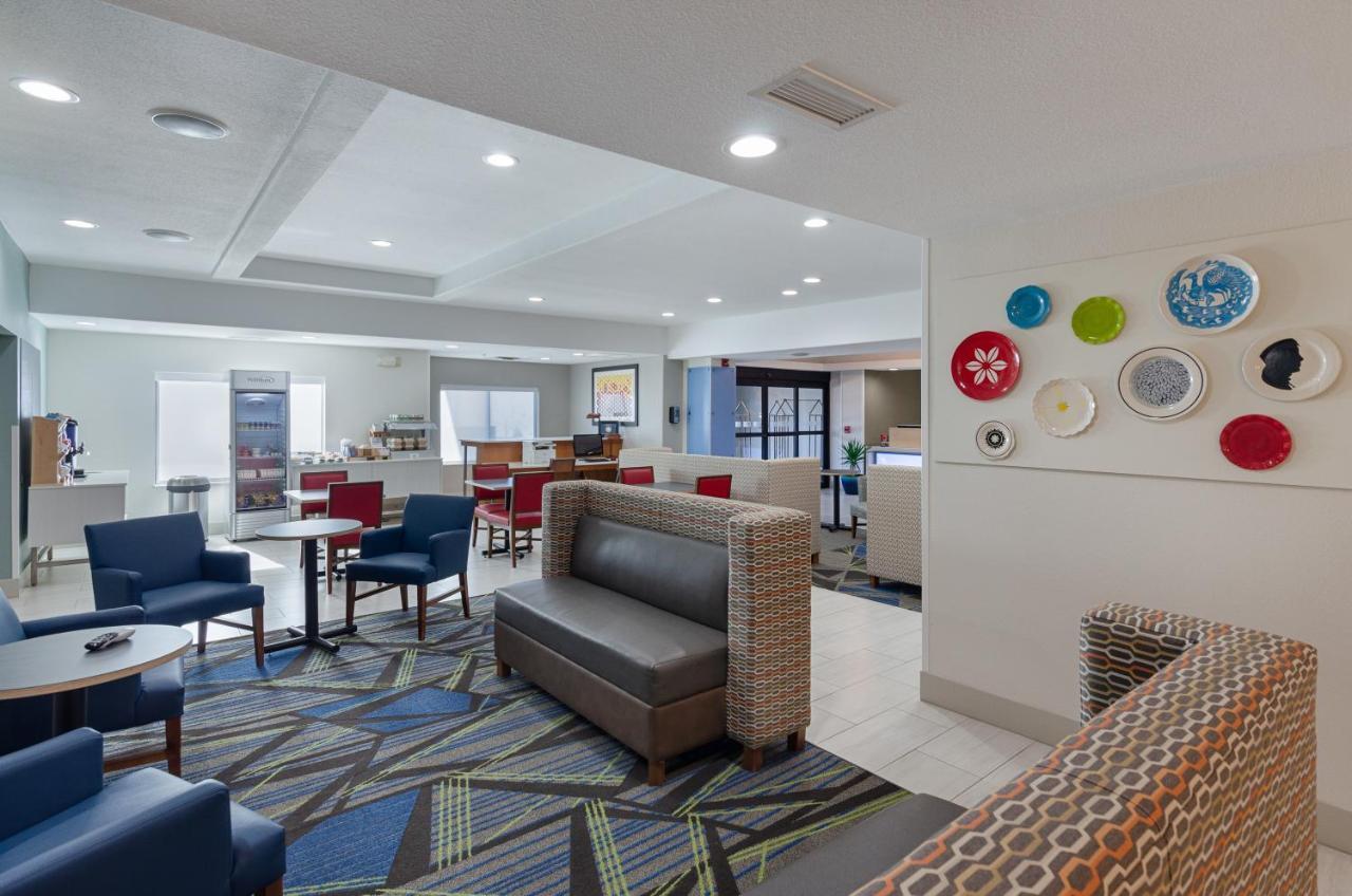 Holiday Inn Express Hotel & Suites Weston By Ihg Eksteriør billede