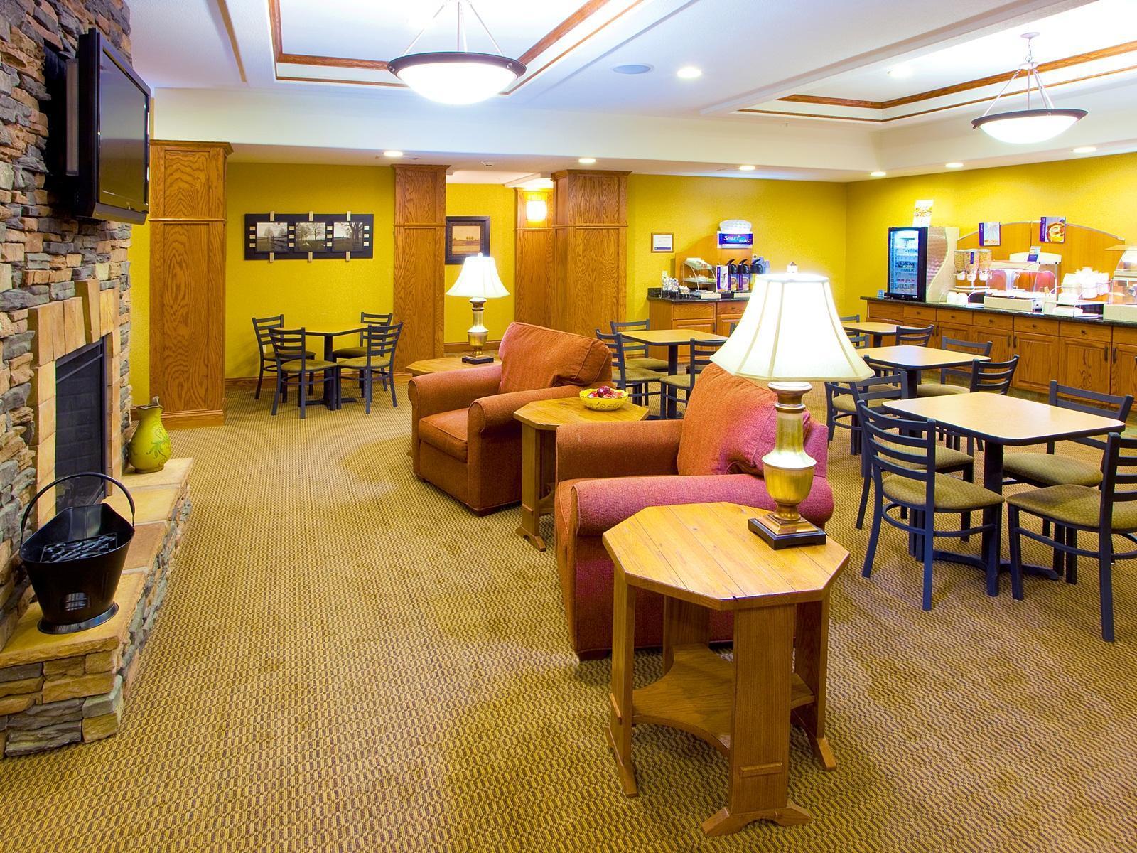 Holiday Inn Express Hotel & Suites Weston By Ihg Eksteriør billede