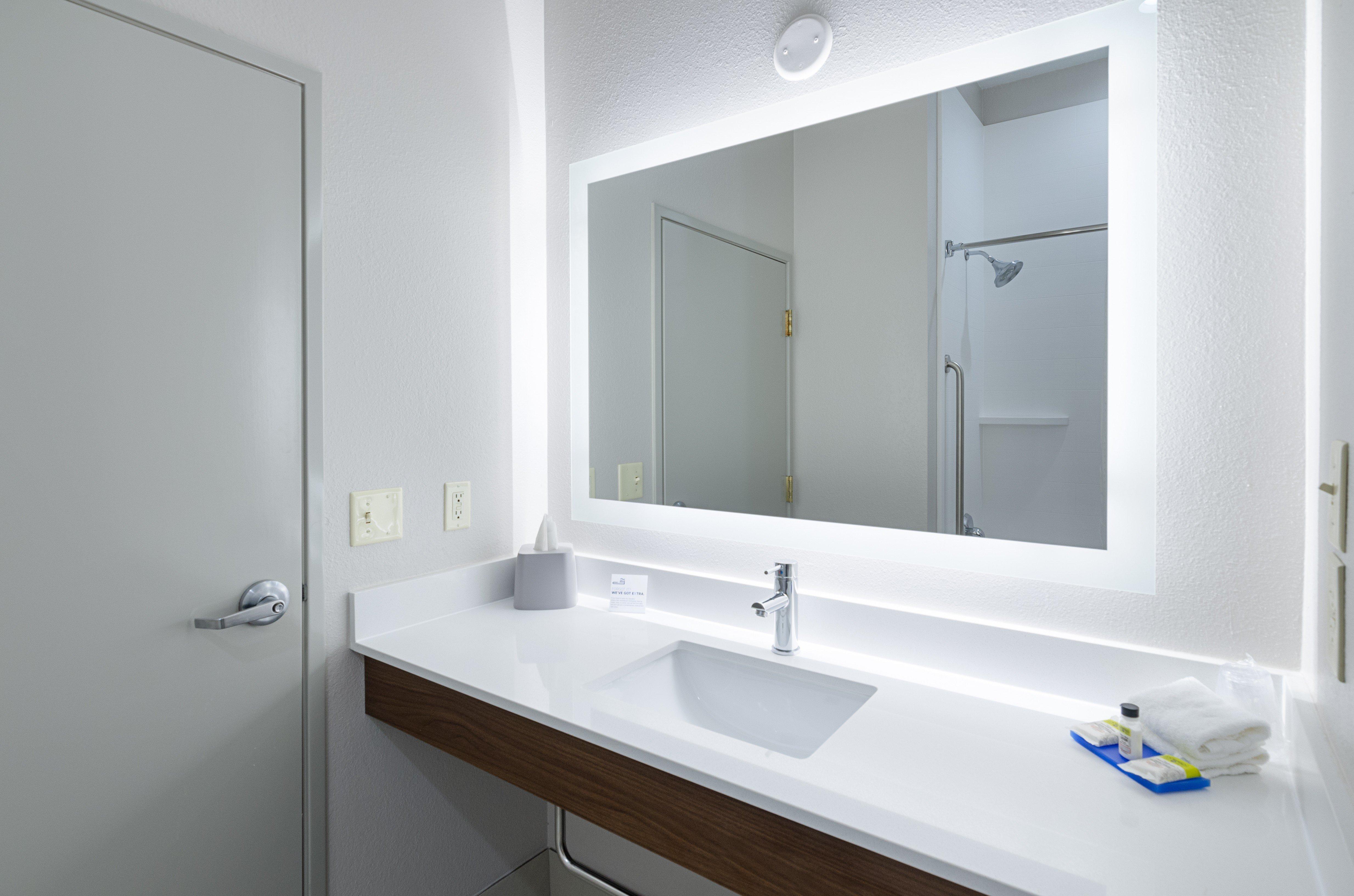 Holiday Inn Express Hotel & Suites Weston By Ihg Eksteriør billede