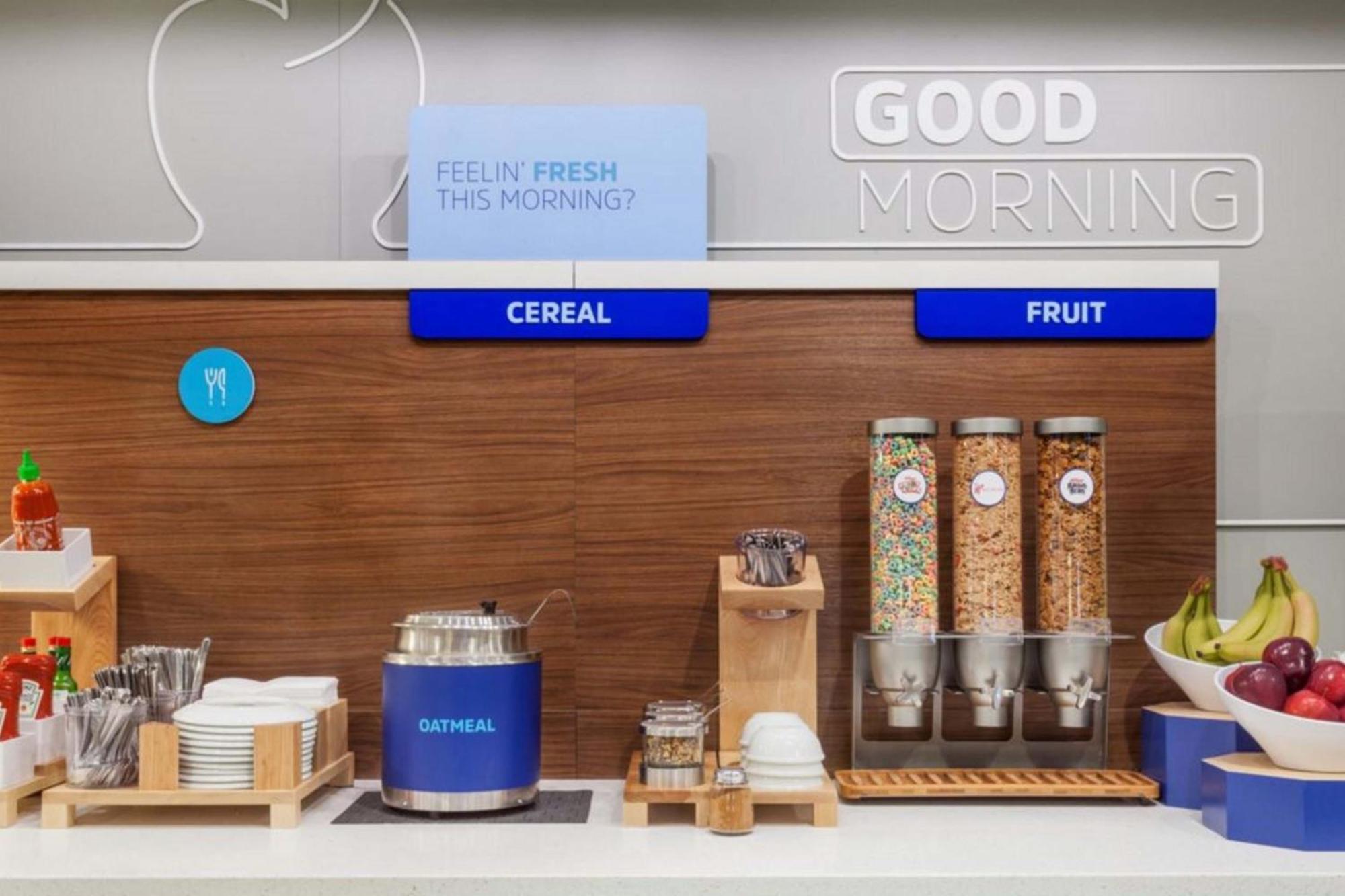Holiday Inn Express Hotel & Suites Weston By Ihg Eksteriør billede